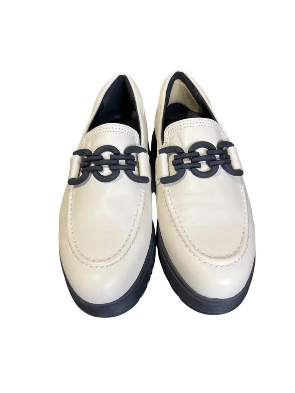 Clarks Womens Size 7 Wide Loriini Izzy Loafers Cream Leather With Black Chain